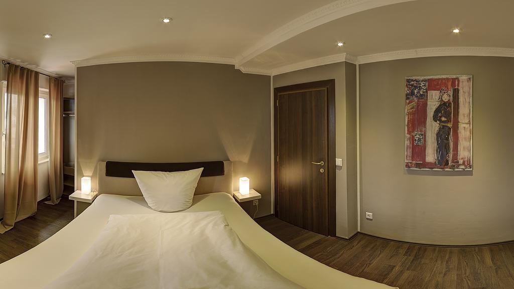 Hotel Il Cavallino Warendorf Exteriör bild